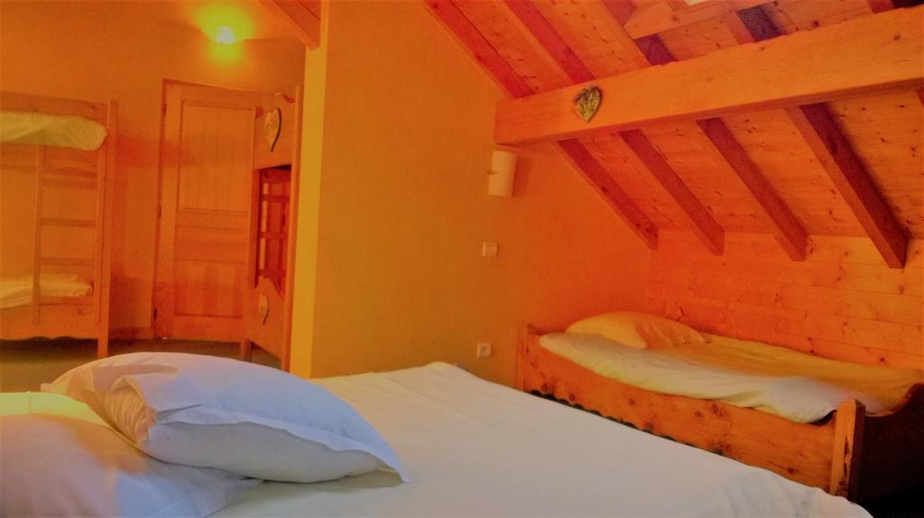 Domaine De La Sapiniere Hotel Thorens-Glières Стая снимка