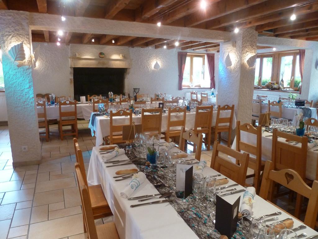 Domaine De La Sapiniere Hotel Thorens-Glières Екстериор снимка